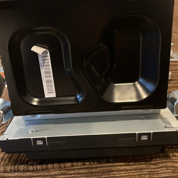 Panasonic Display screen and receiver car radio - Picture 9 of 10